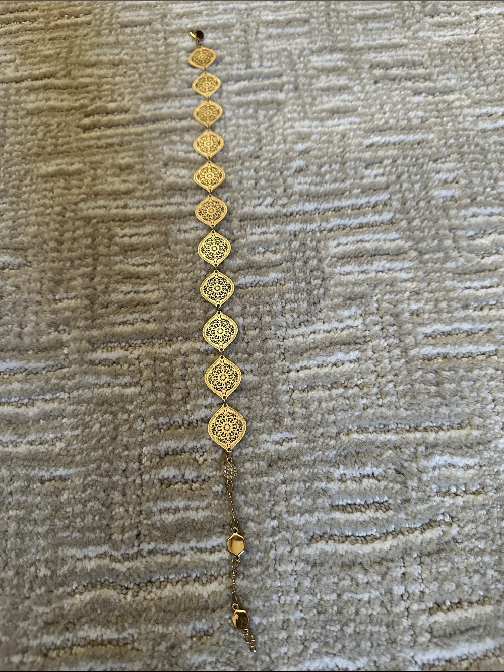 Express Gold Filigree choker necklace